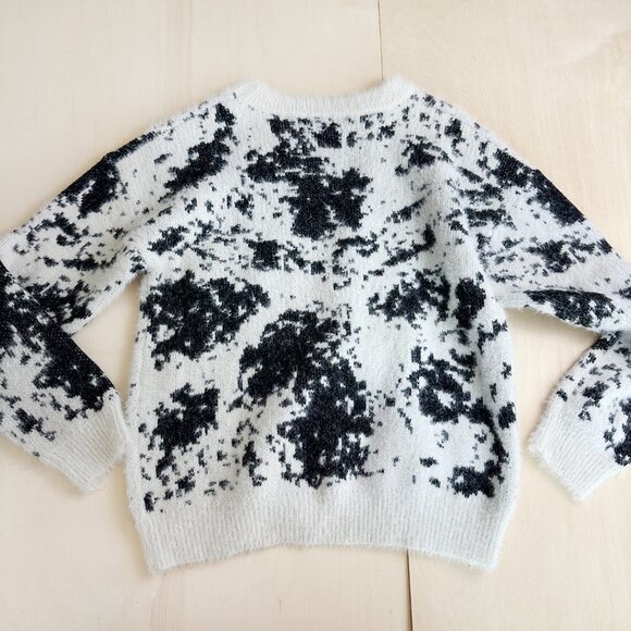 BB Dakota Steve Madden Fuzzy Thick Sweater Women's M Heavy Warm Graphic White - Picture 6 of 7